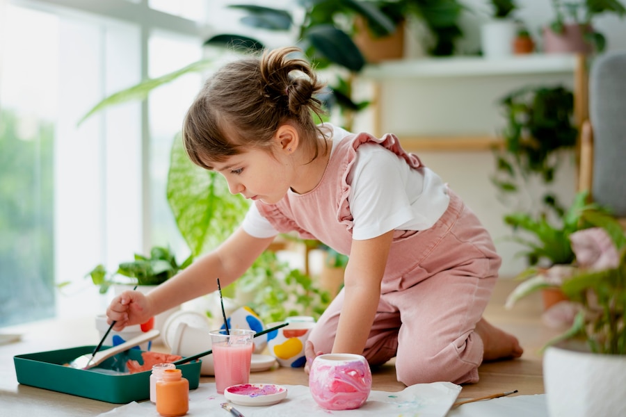 Manualidades en el desarrollo infantil